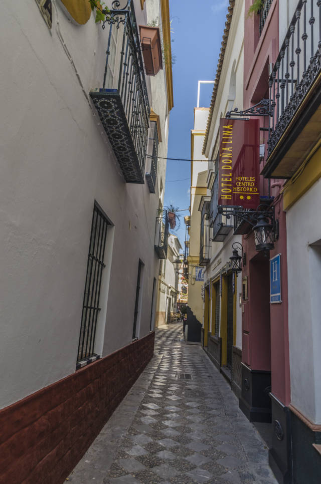 Sevilla 276 - calle Gloria.jpg
